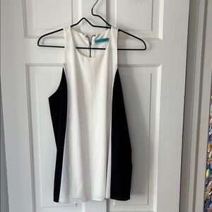 Alice + Olivia Elegant White Top s